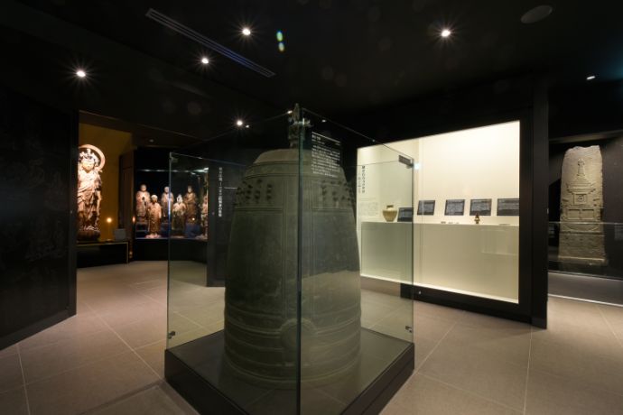 「観音ミュージアム」の常設展で展示中の「梵鐘」（その2）