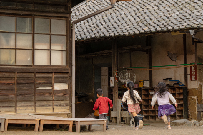 小俣幼児生活団で遊ぶ子どもたち