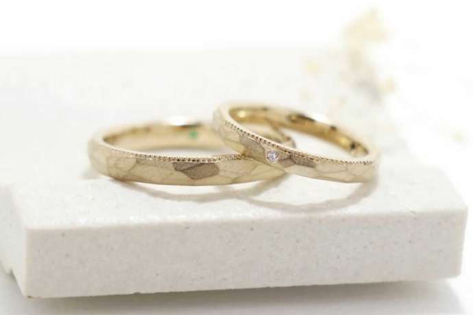 ヤスリ加工の結婚指輪