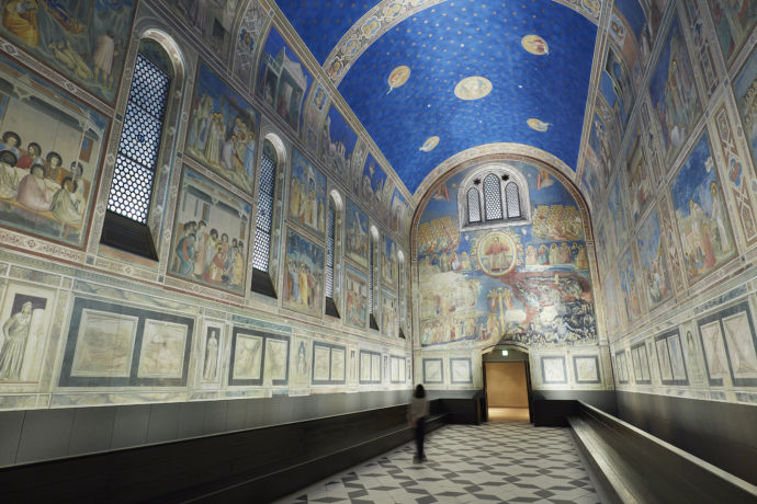 大塚国際美術館のスクロヴェーニ礼拝堂の壁画を再現した作品