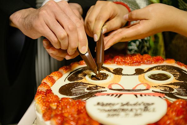 少人数結婚式が得意なチアーズブライダルのだるまケーキの演出