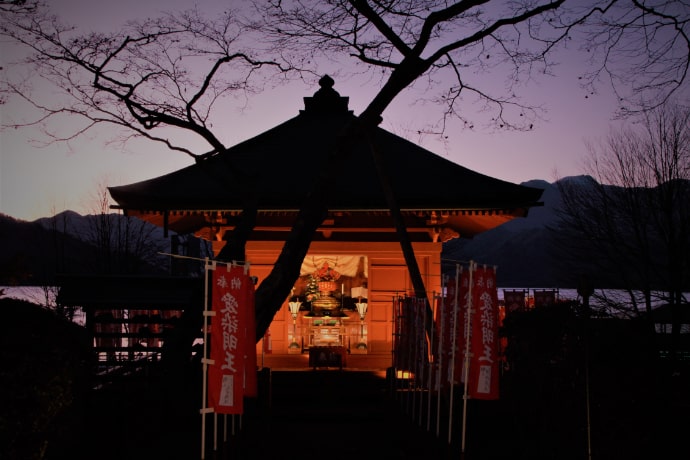 日光山中禅寺の「ライトアップ奥日光」