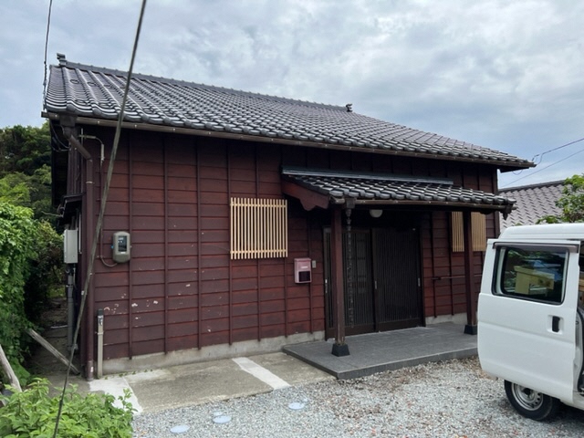 新潟県佐渡市の移住体験用の住宅外観