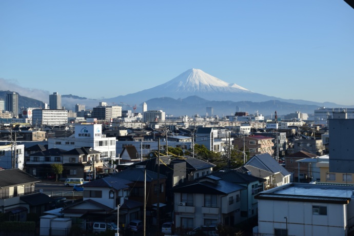 富士山が見える静岡市の風景