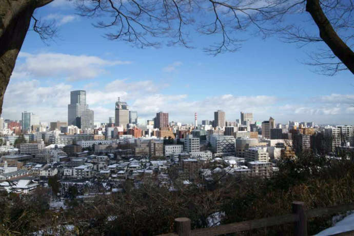 大満寺の山頂から見える仙台市街の景色