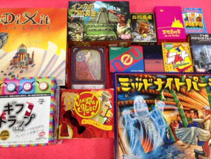 島根県松江市の「ホワイエ ピッコリーノ」にあるボードゲーム各種