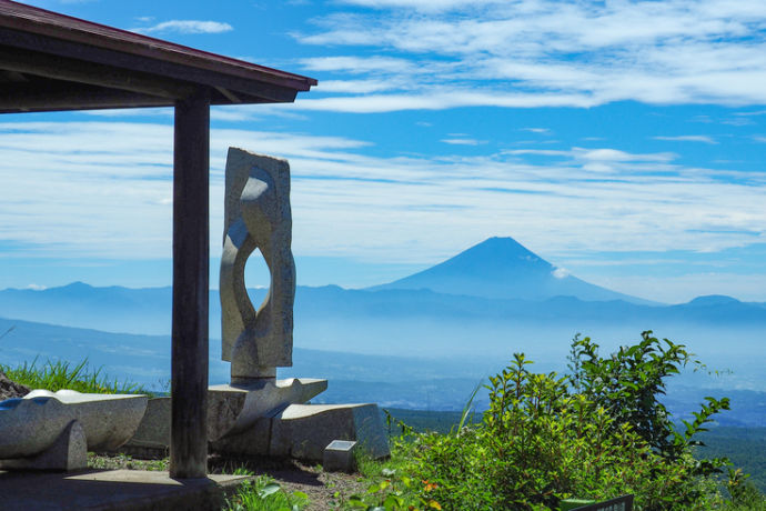 創造の森彫刻公園からの富士山