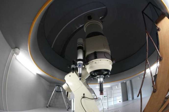 月光天文台にある口径50cm反射望遠鏡