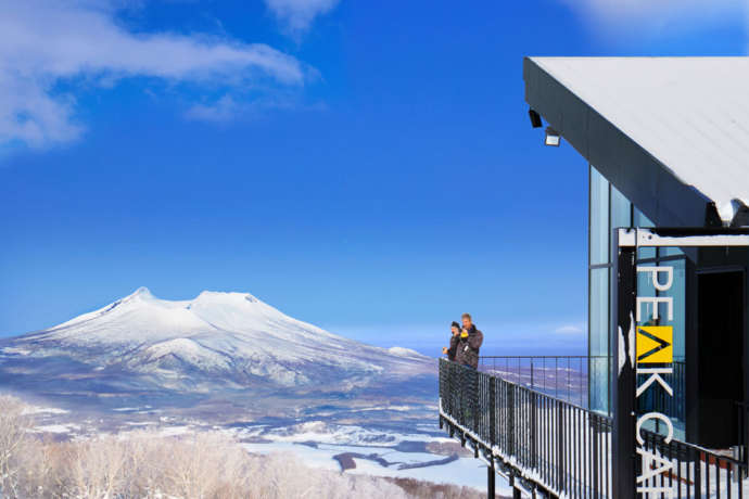 函館七飯スノーパークの山頂から見る駒ヶ岳