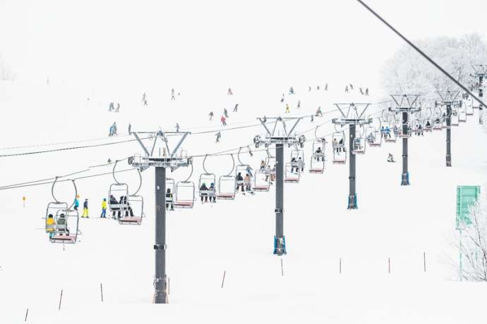 長野県北安曇郡にある「エイブル白馬五竜スキー場」のリフト