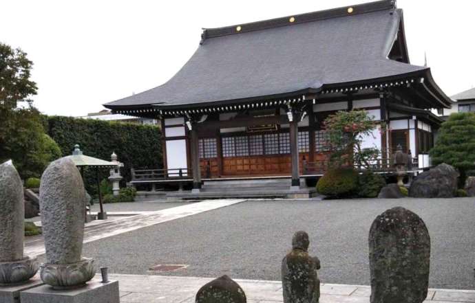 東京都小平市にある「臨済宗円覚寺派 平安院」の本堂