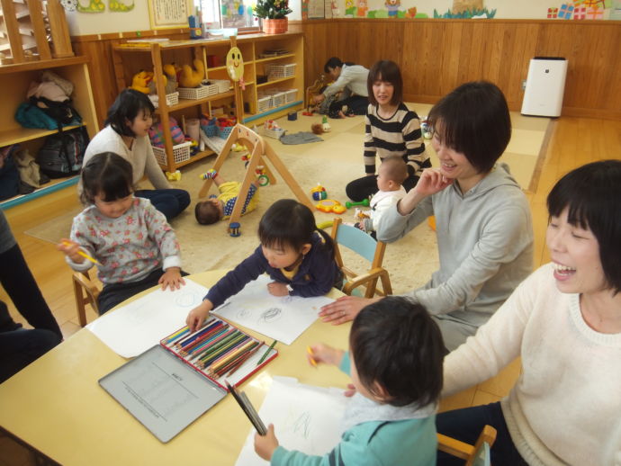 鳥取県日野町にある子育て支援室のおひさまひろば