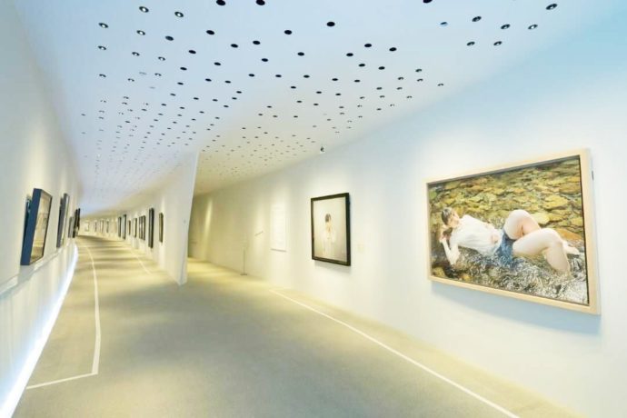 千葉県千葉市にあるホキ美術館のギャラリー1の展示風景