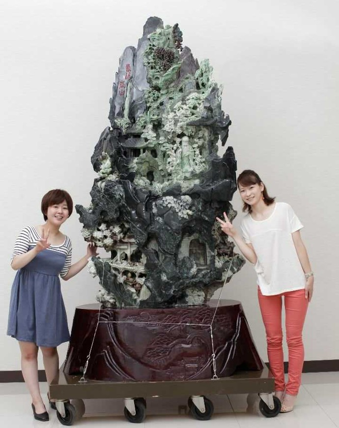象牙と石の彫刻美術館が所蔵する「河南玉翡翠彫刻」