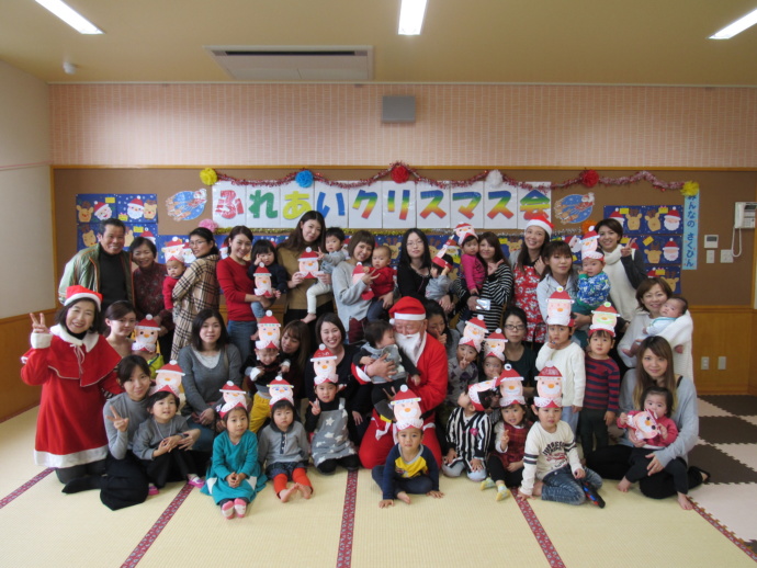 福岡県糸田町にある子育て支援室で開催されたクリスマスイベントの写真
