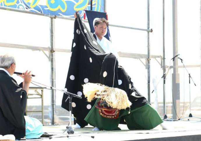 北海道神恵内村の厳島神社例大祭で奉奏される松前神楽