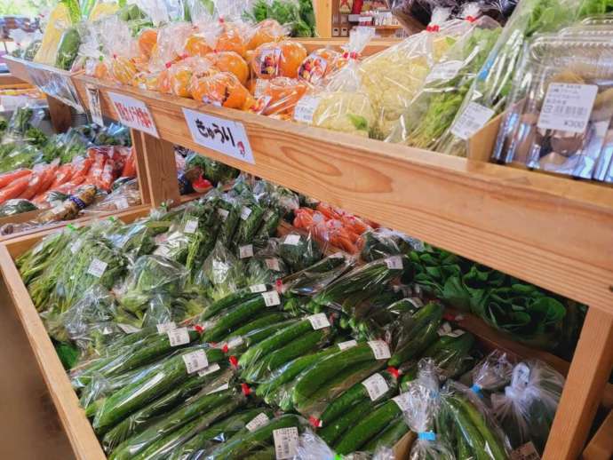 まちの駅 新・鹿沼宿で販売されている野菜や果物