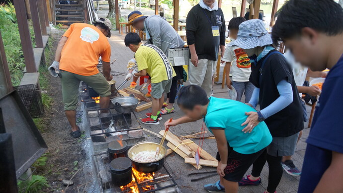 北塩原村の子供たちが楽しみにしているキャンプ体験の様子