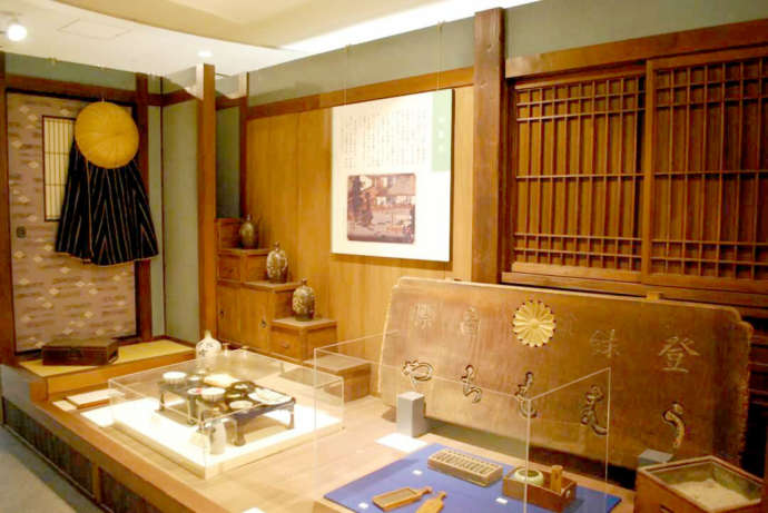 江戸時代の旅籠を再現した展示の写真