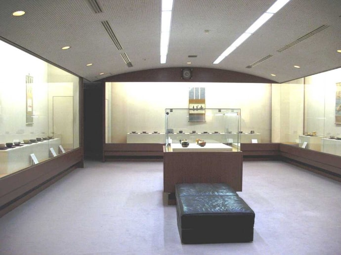 桑山美術館の1階展示室