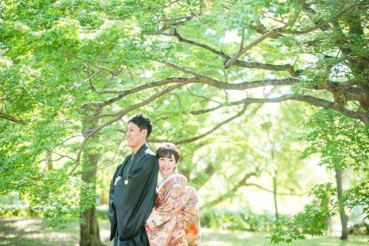 京都好日の結婚写真の前撮りで和装を着るご夫婦
