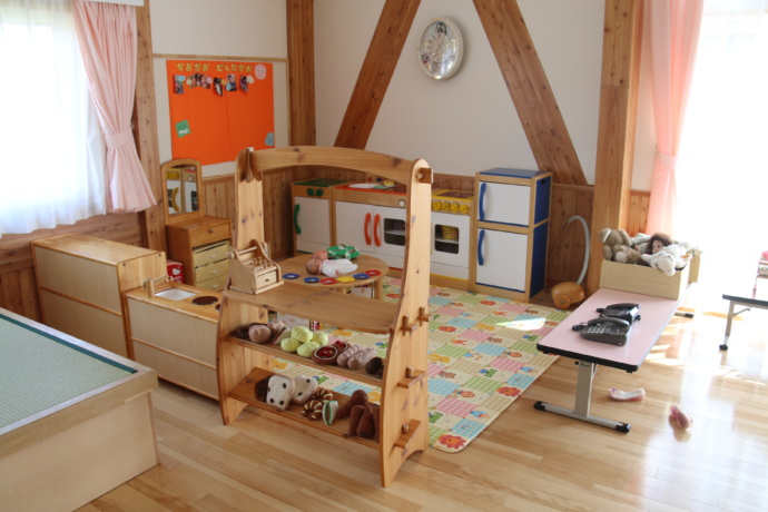 北海道共和町の子育て支援センター「どろんこ」のおままごとスペースの写真