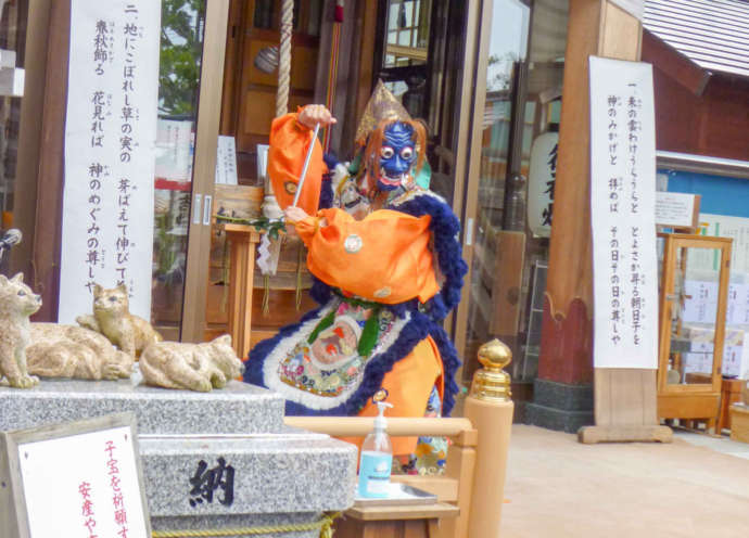 「森三吉神社」で奉納される舞楽（その1）