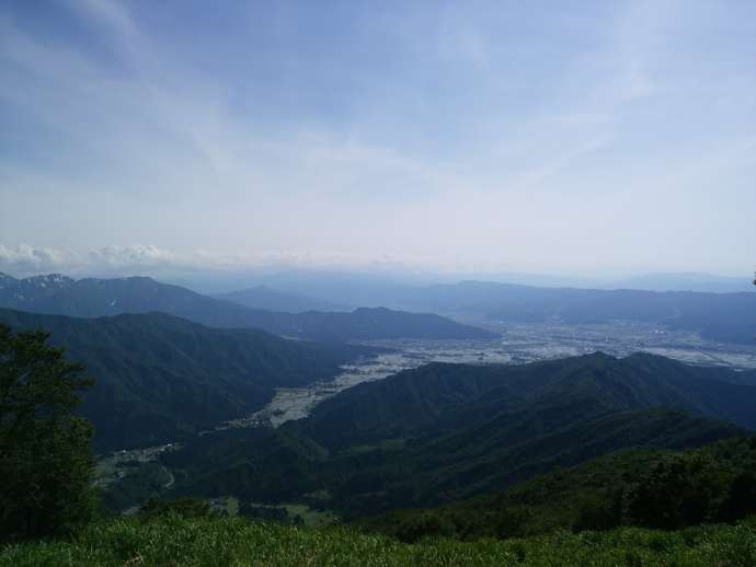 八海山ロープウェー「山頂駅からの景色