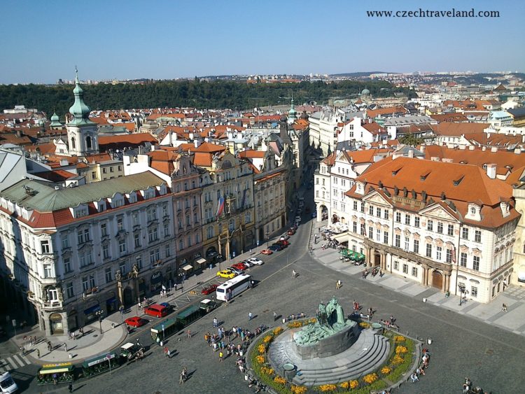 MAPPLE Activity Onlineで訪れるチェコのプラハ旧市街広場