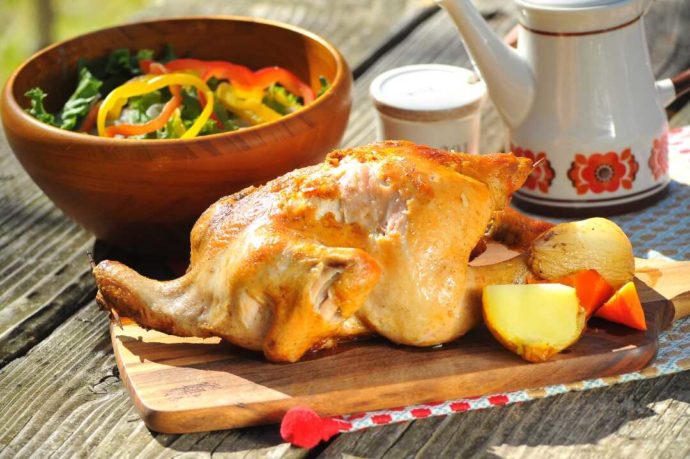 広島県立もみのき森林公園でレンタルできるダッチオーブンを使った鶏の丸焼き