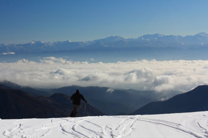 ヘブンスそのはら Snow Worldの中上級コースであるパノラマコース山頂