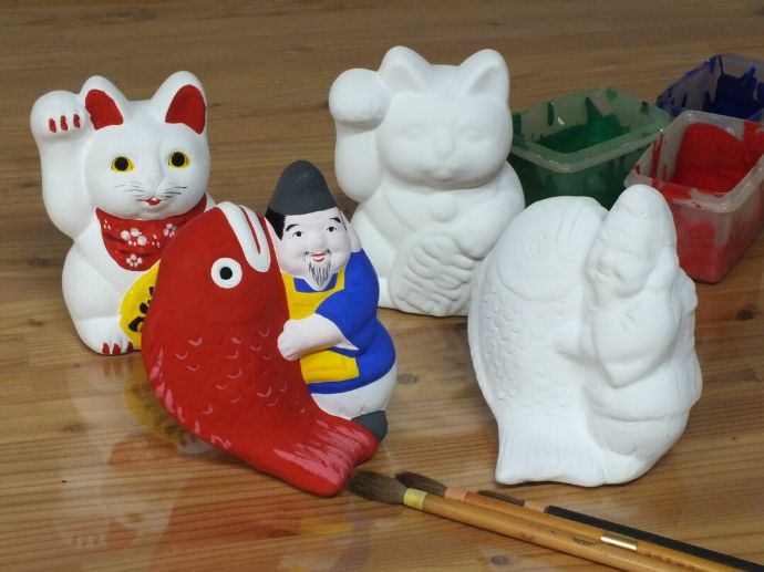 日本土人形資料館の絵付け体験
