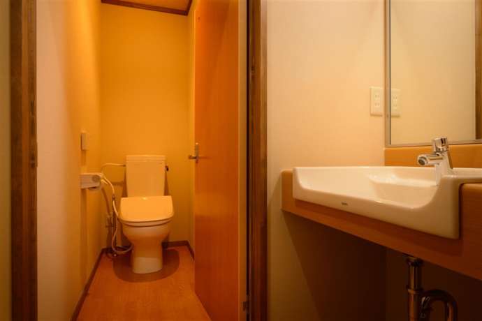 滑川温泉 福島屋の一部客室に設けられているトイレ