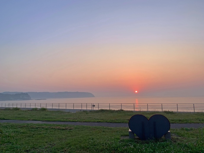 十府ヶ浦公園からの海と日の出の風景