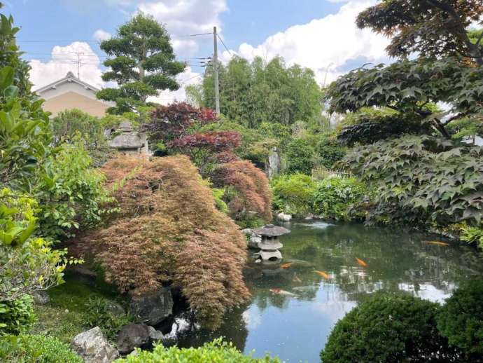 「おふさ観音」境内の日本庭園「円空庭」