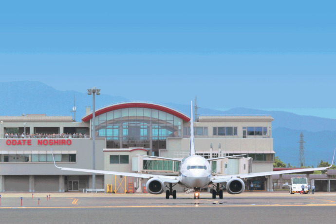 能代大館空港と飛行機
