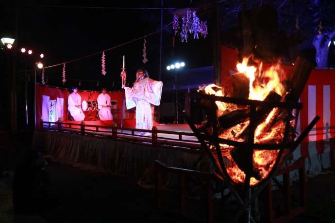 大崎町の伝統芸能「神舞」の舞台