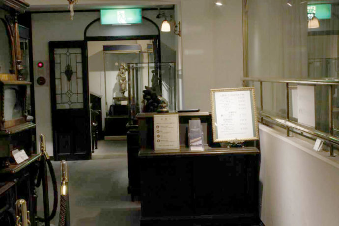 京都嵐山オルゴール博物館の受付