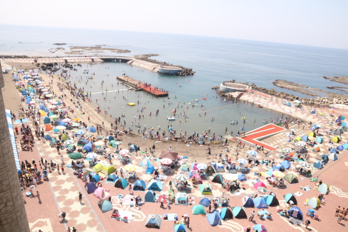 元和台海浜公園の海のプール