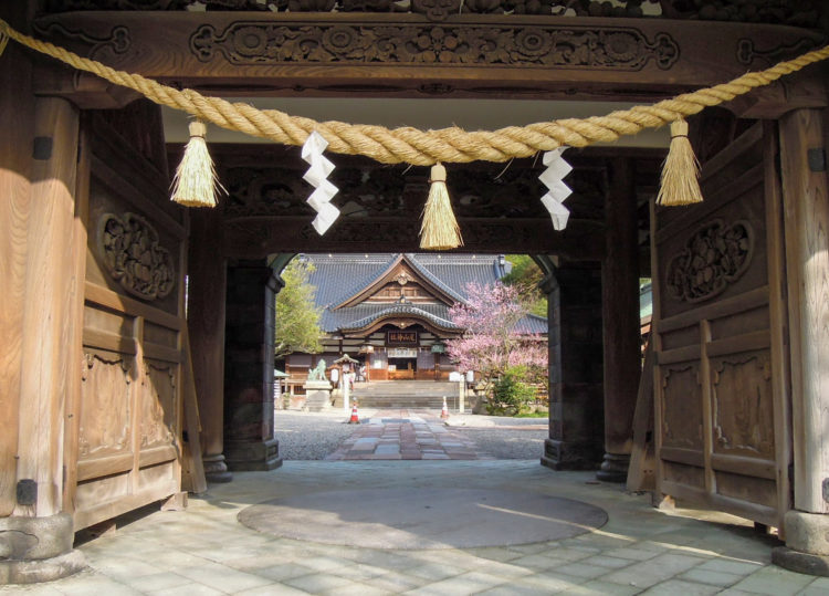 尾山神社の歴史・見どころについて