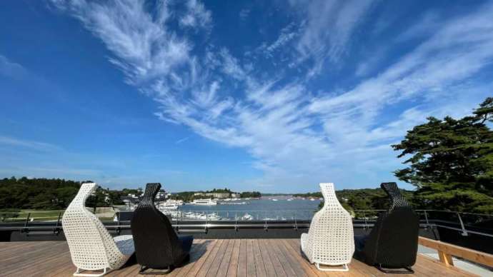 屋上庭園・天空のピクニックから眺める松島湾の景色