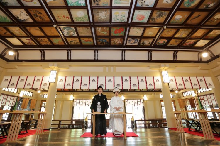 兵庫県神戸市の 湊川神社 へ神前式についてインタビューしました 縁結び大学