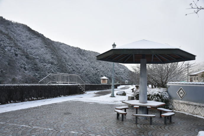 坂祝町の行幸公園の雪景色