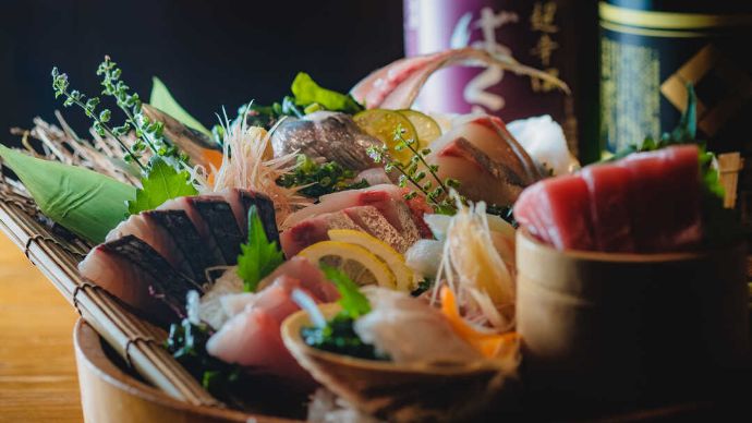 魚と日本酒 魚バカ一代 新橋本店の刺身の盛り合わせ