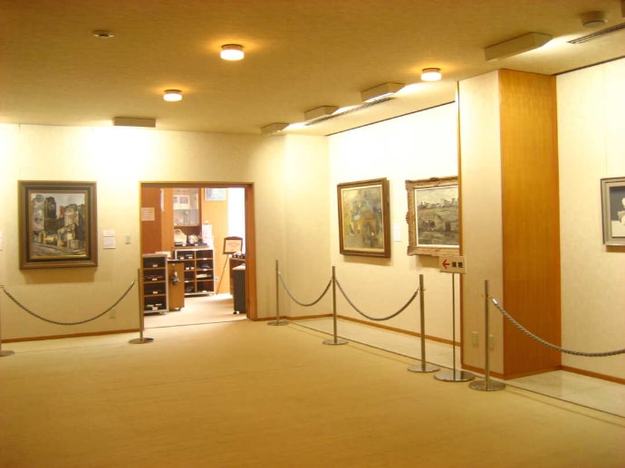 公益財団法人三甲美術館の企画展示室