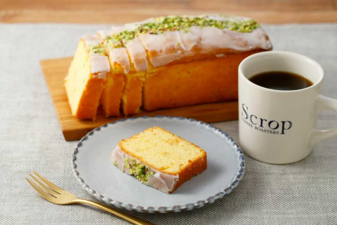 スクロップ コーヒー ロースターズ 青山店の瀬戸内レモンパウンドケーキ