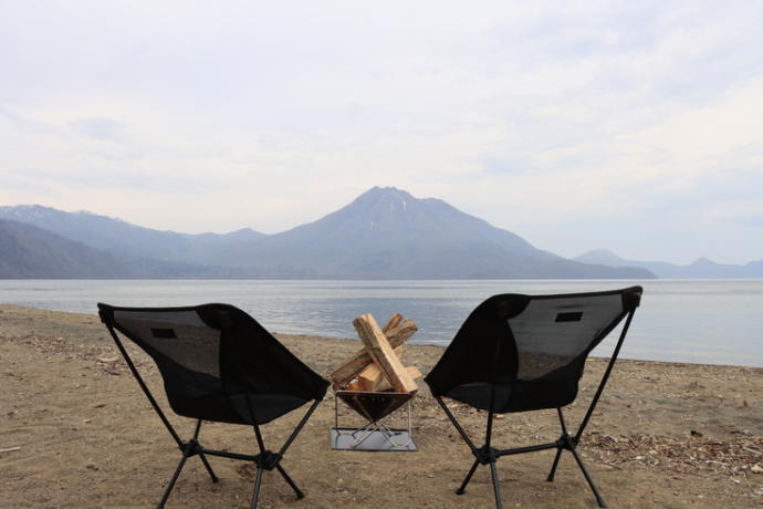 ちとせ美笛キャンプ場から見る周辺の支笏湖や山々