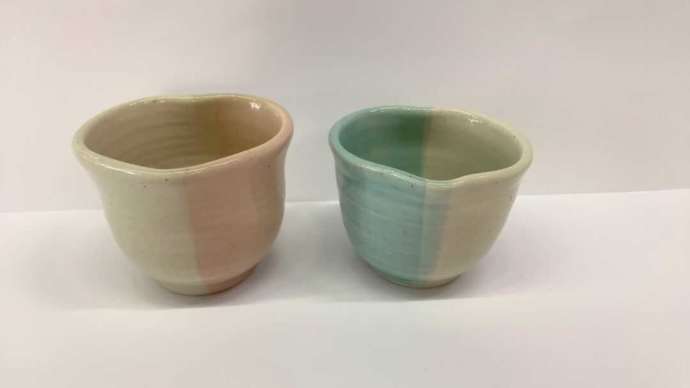 品野陶磁器センター陶芸教室で制作されたペアカップ