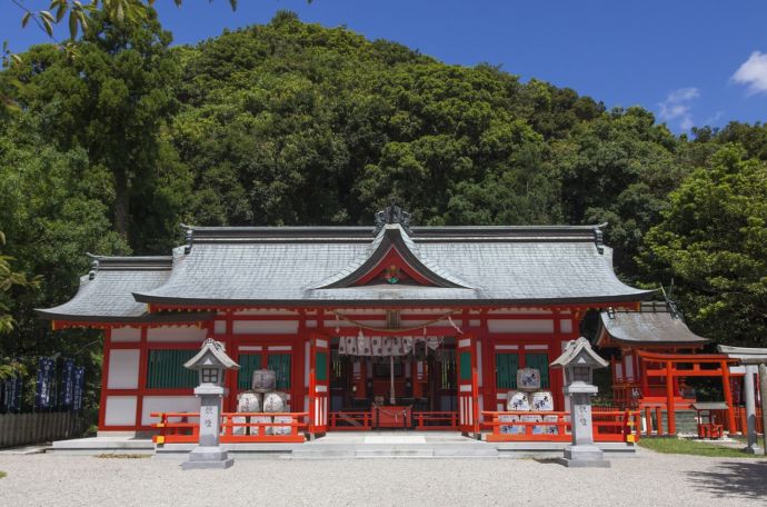 阿須賀神社の社殿