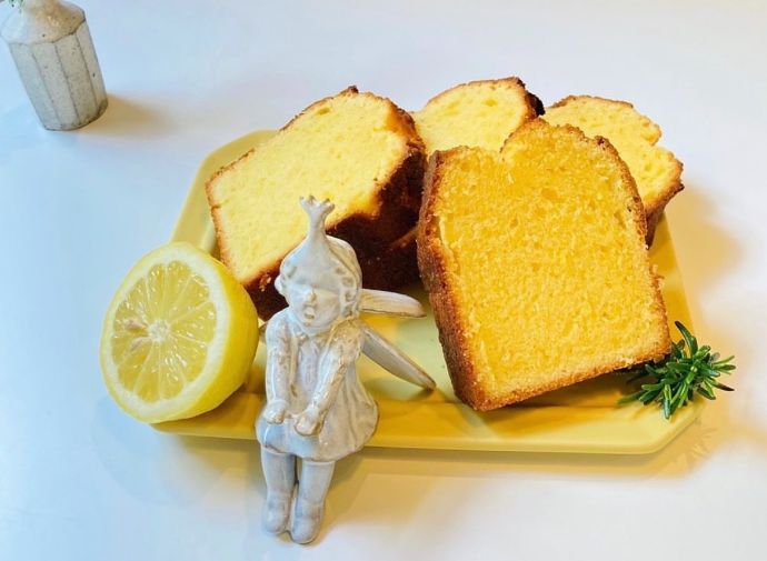 シモキタシマイのレモンバターケーキ
